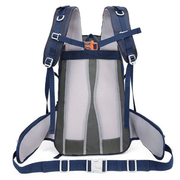 Large Capacity Outdoor Sports Travel Bag (3) Large Capacity Outdoor Sports Travel Bag
